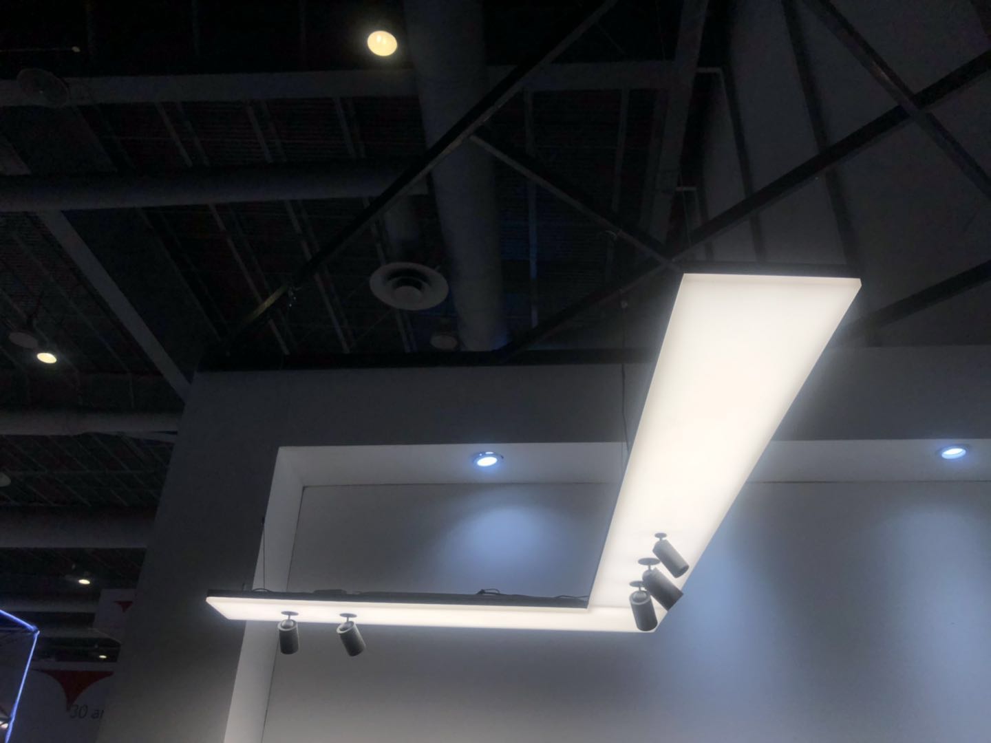 LED Tube Light T8 18W